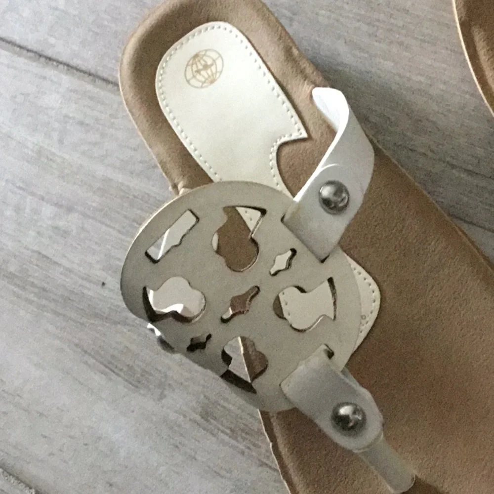 Gezer Women’s white sandals - Picture 4 of 4